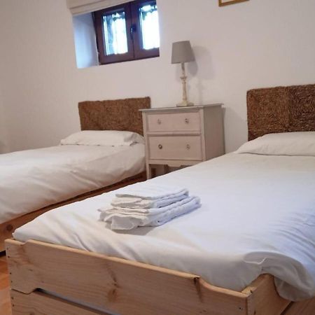 Los Cedros, Gran Chalet Con Piscina Y Apartamento En นาวาเซร์ราดา ภายนอก รูปภาพ