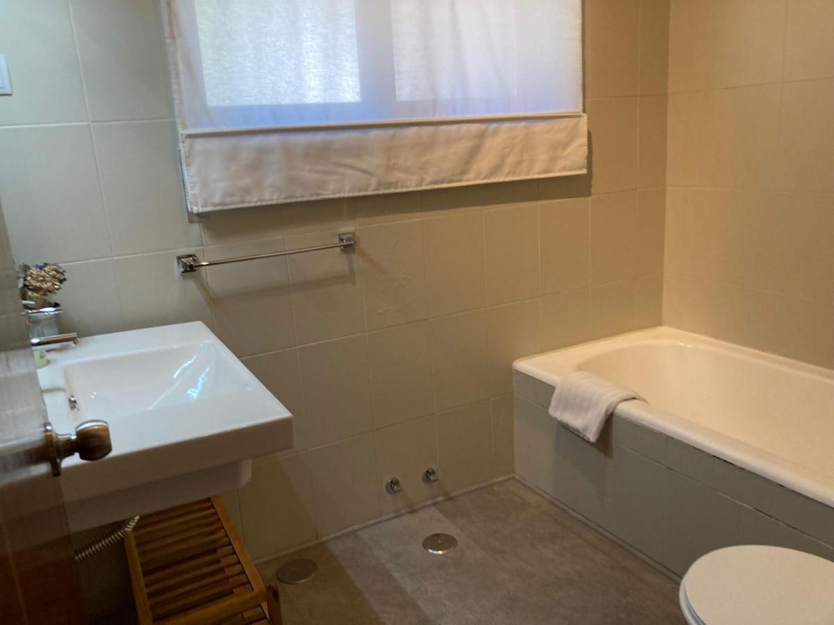 Los Cedros, Gran Chalet Con Piscina Y Apartamento En นาวาเซร์ราดา ภายนอก รูปภาพ