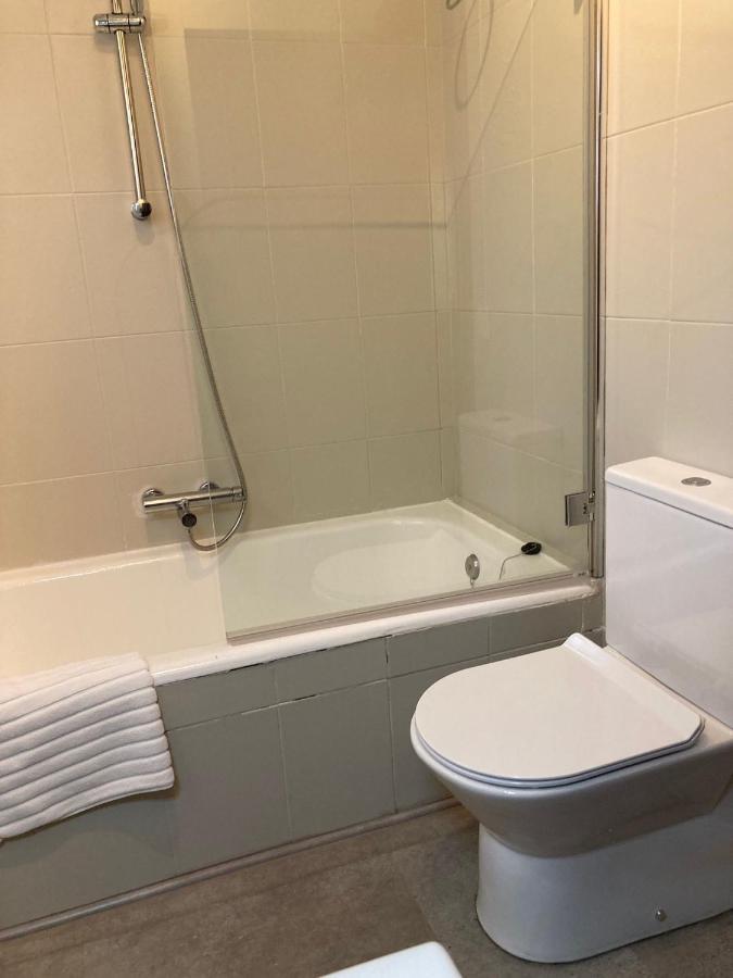 Los Cedros, Gran Chalet Con Piscina Y Apartamento En นาวาเซร์ราดา ภายนอก รูปภาพ