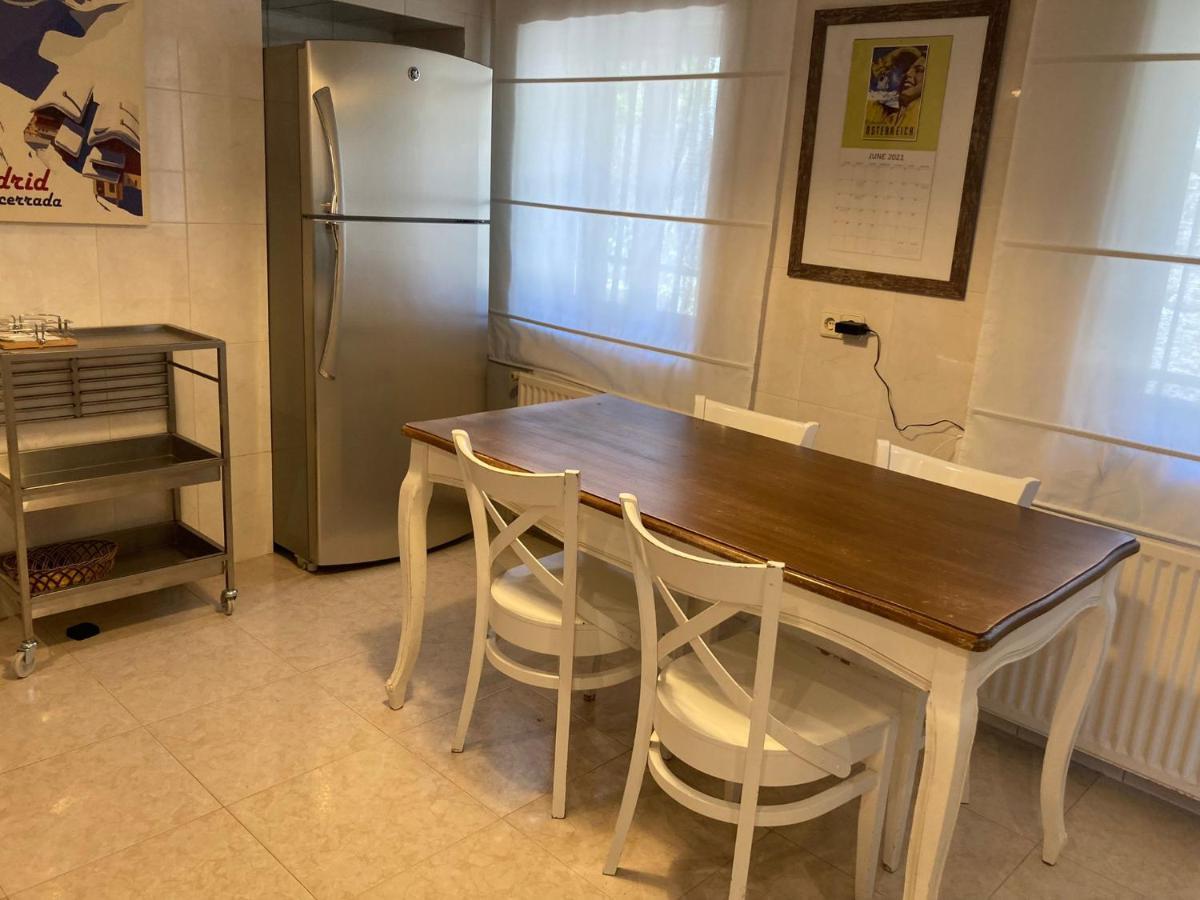 Los Cedros, Gran Chalet Con Piscina Y Apartamento En นาวาเซร์ราดา ภายนอก รูปภาพ